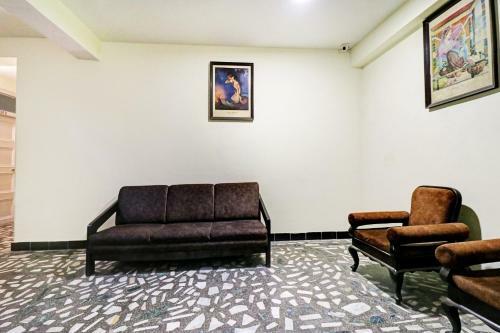 Capital O 85201 Hotel Chandan