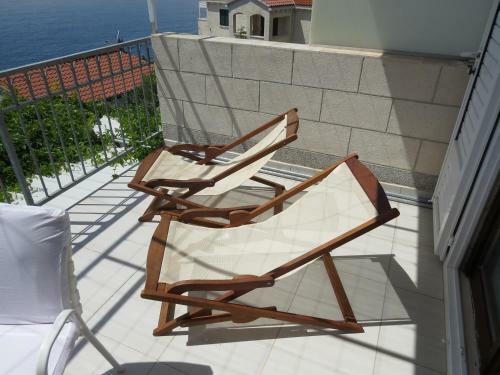 Apartments Lovri? - 30 Meters To The Beach