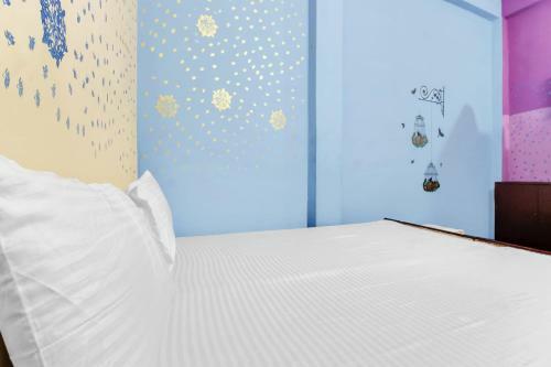 Vaccinated Staff - Spot On 60711 Hotel Radhe Inn