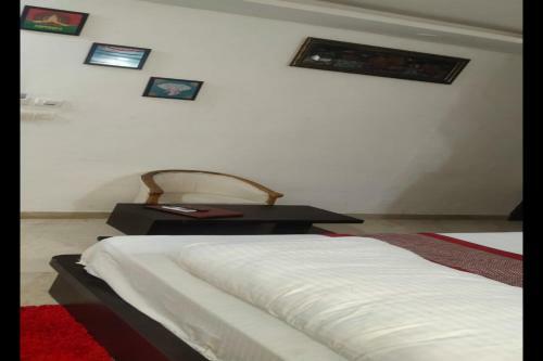 Oyo 82360 Hotel Br Villa