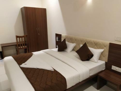 Orchid Elite Service Apartments