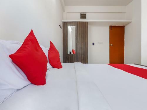 Oyo Flagship 83216 Milano Hotel Mysore