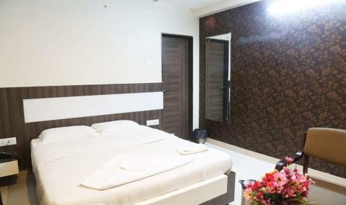 Hotel Shaheen International