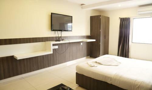 Hotel Shaheen International