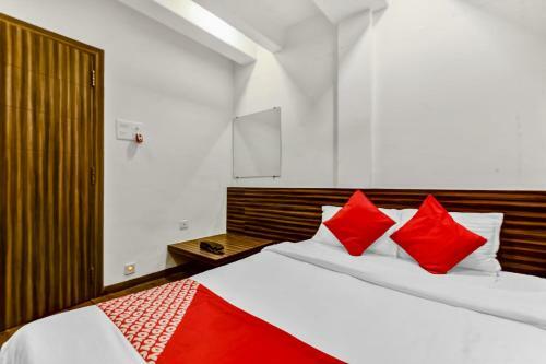 Hotel Oyo 86004 The Aace