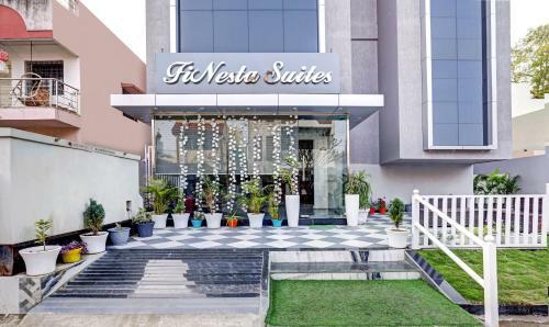 Hotel Treebo Tryst Finesta Suites