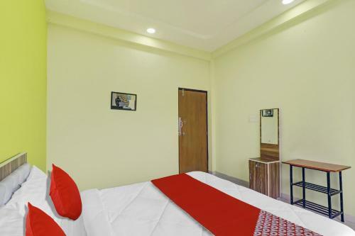 Hotel Oyo 81959 Gold Service Apartment
