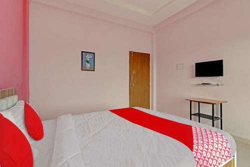 Hotel Oyo 81959 Gold Service Apartment