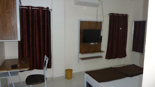 Anand P G Hostel Males Only