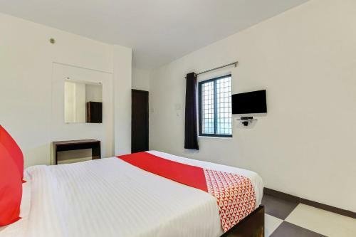 Oyo 79916 Flagship Hotel Orient Eleven