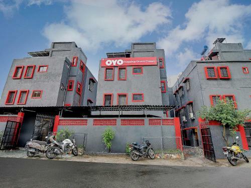 Oyo 79916 Flagship Hotel Orient Eleven