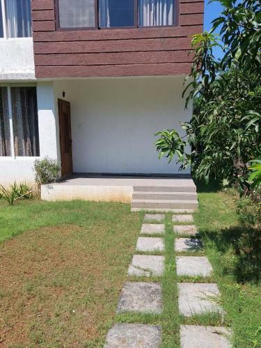 Destination A1 32 Villa