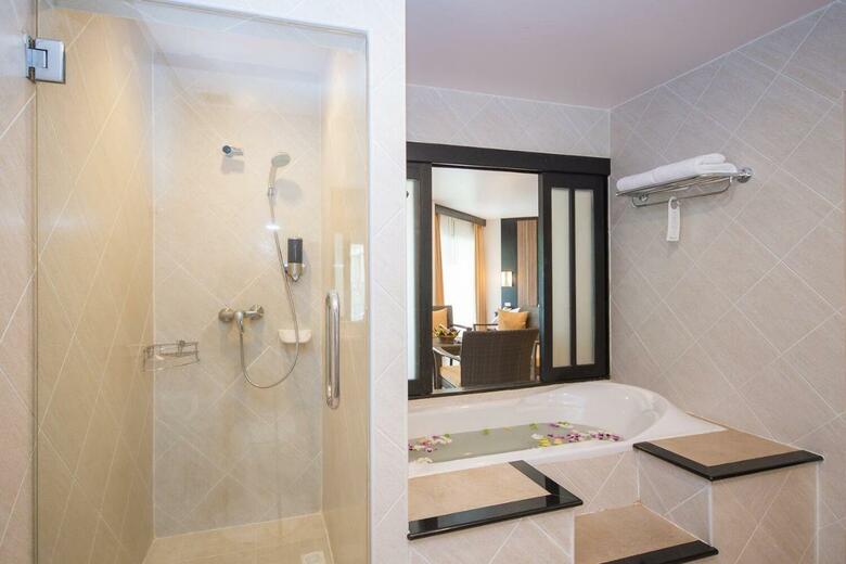 Hotel Deevana Patong Resort And Spa