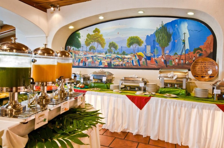 Hotel Fortin Plaza