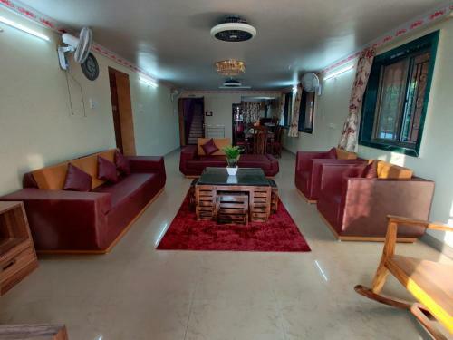 Villa Quinte Hills Residency
