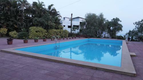 The Dhanhills - A Valley View Hotel In Panchgani