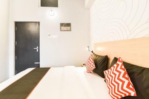 Hotel Collection O 39727 Tidel Park