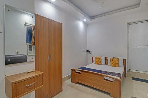 Spot On 81126 Hotel Indrashan