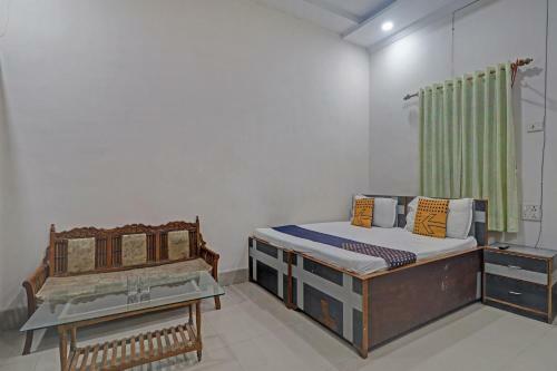 Spot On 81126 Hotel Indrashan
