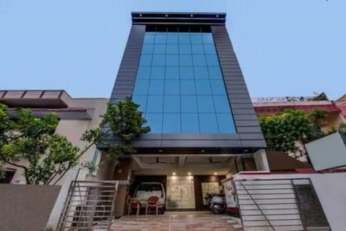 Hotel Petals Inn, Patna