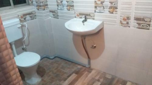 Oyo 83909 Hotel Sky View