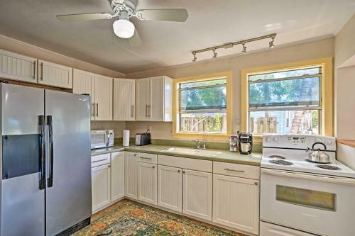 Matlacha Home With Boat Mooring And Gulf Access!