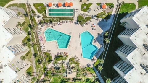Pelican 304-d By Teeming Vacation Rentals