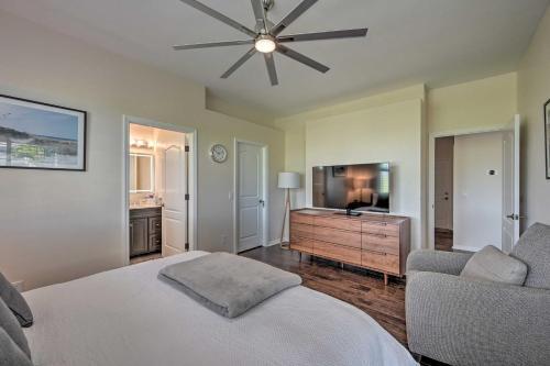Modern Naples Home With Community Amenities!
