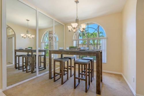 Villa Paradise Escape Luxury Pool W/game Room King Bed