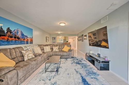 Apartamento First-floor Naples Condo About 3 Mi To Beaches!