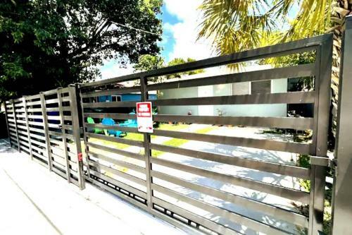 Brand New! 4bd 3bth Home W/ Gated Parking