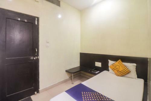 Spot On 60962 Hotel Chandra