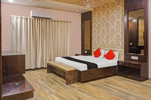 Hotel Capital O 81400 Vansh Palace