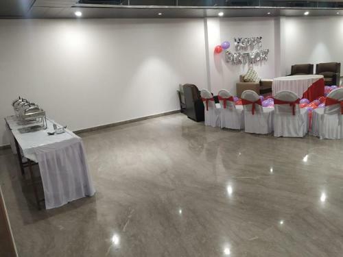 Hotel Global Inn Gold Lucknow