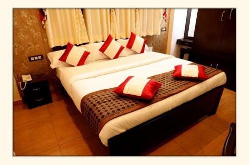 Hotel The Ranikhet Continental