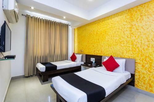 Capital O 5970 Hotel Balaji Central