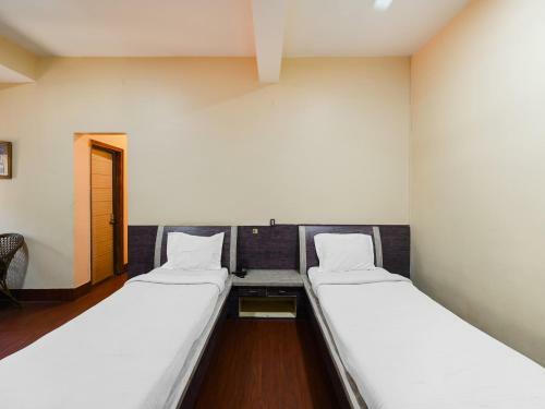 Hotel Capital O 84581 The Prestige Tridev