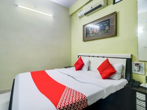 Hotel Oyo 82143 Green Park Sapan