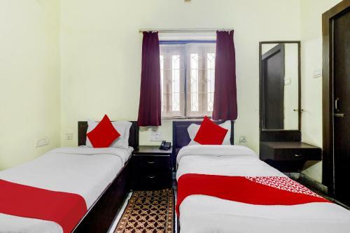 Hotel Oyo 81106 Safari Residencia