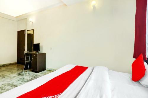 Hotel Oyo 81106 Safari Residencia