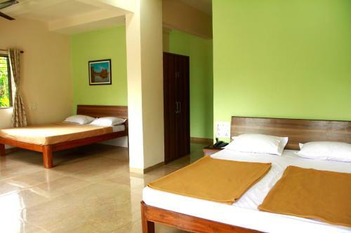 Betel Palm Hotel
