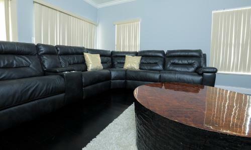 Huge Home!! Pool Table Near Stadium & Beach