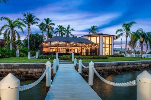 Endless Views & Luxury
