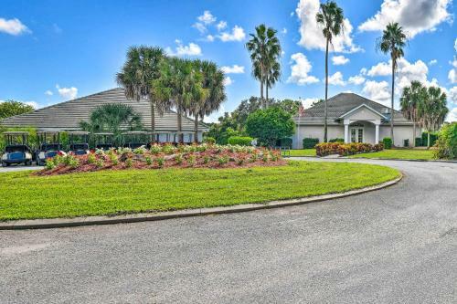 Spacious Canalfront Oasis In Rotonda West!