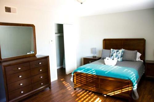 Relaxing 3 Bedroom House With Pool