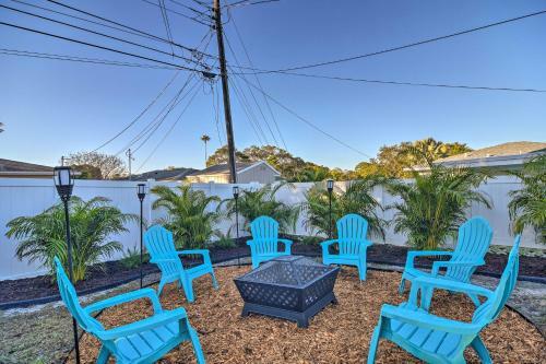 Lush Seminole Surf Inn With Backyard Fire Pit