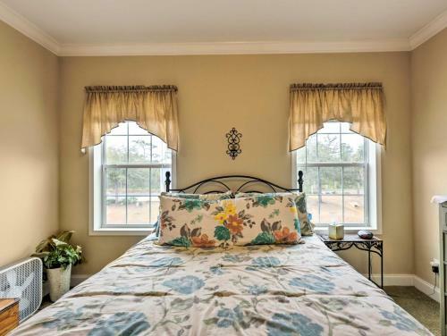 Anchors Away In Steinhatchee Home With Deck!
