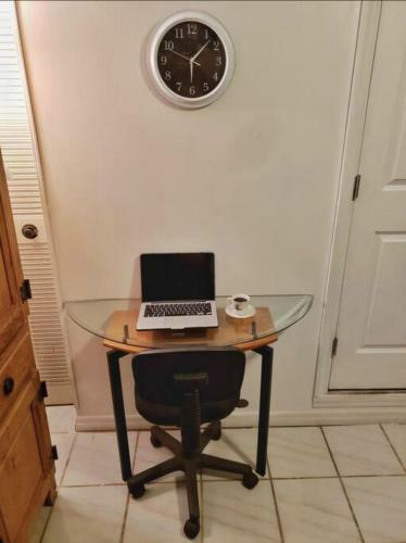 Apartamento Cozy Queen Bed Studio Near Dolphin Mall-fiu