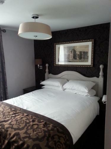Hotel Punch House Monmouth