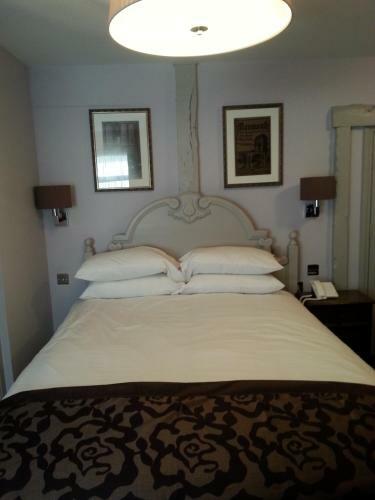 Hotel Punch House Monmouth